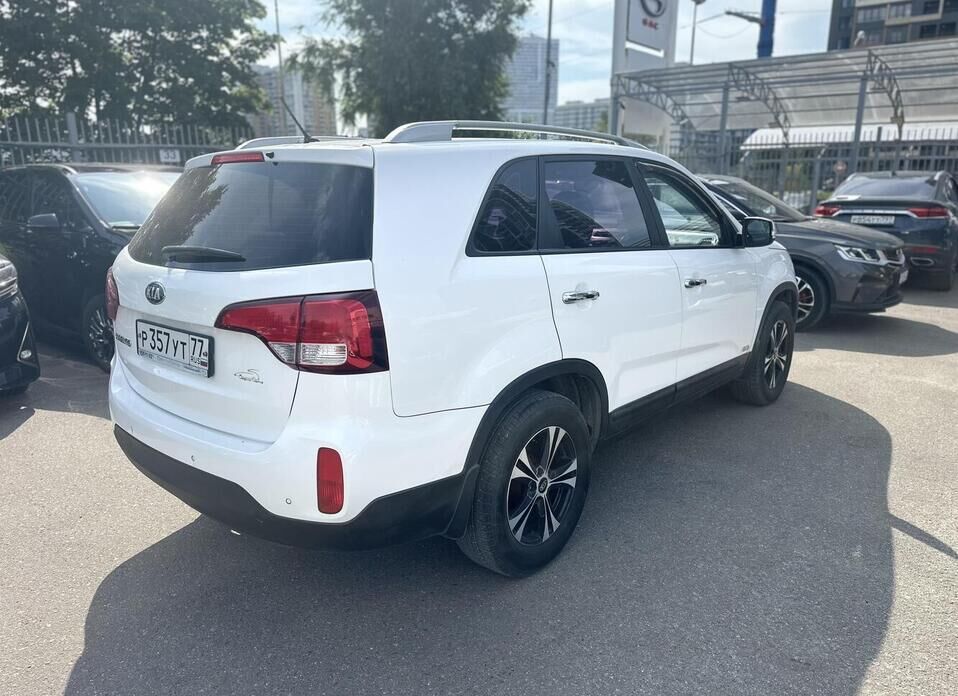 Kia Sorento, II Рестайлинг 2.4 MT (175 л.с.) 4WD