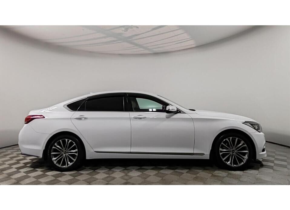 Hyundai Genesis, II 3.0 AT (249 л.с.) 4WD