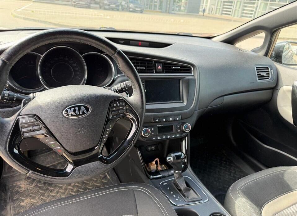 Kia Ceed, II Рестайлинг 1.6 AMT (135 л.с.)