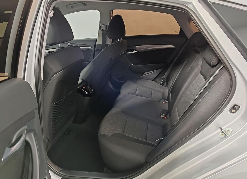 Hyundai i40 2.0 MT (150 л.с.)