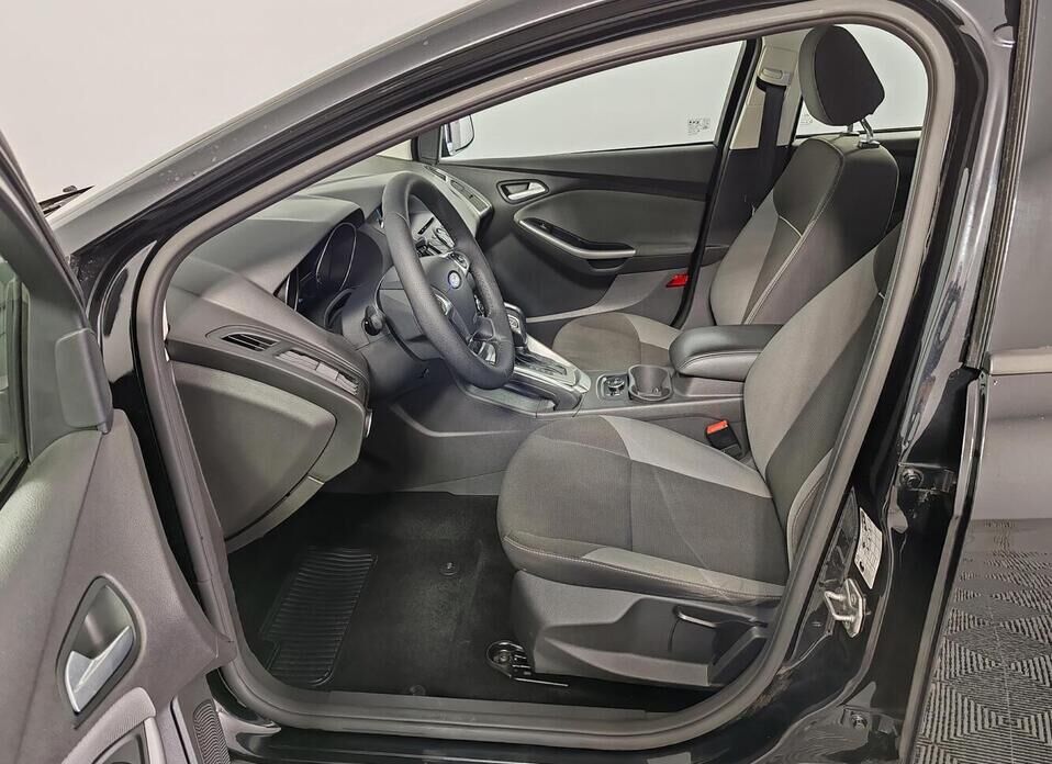 Ford Focus 1.6 AMT (125 л.с.)