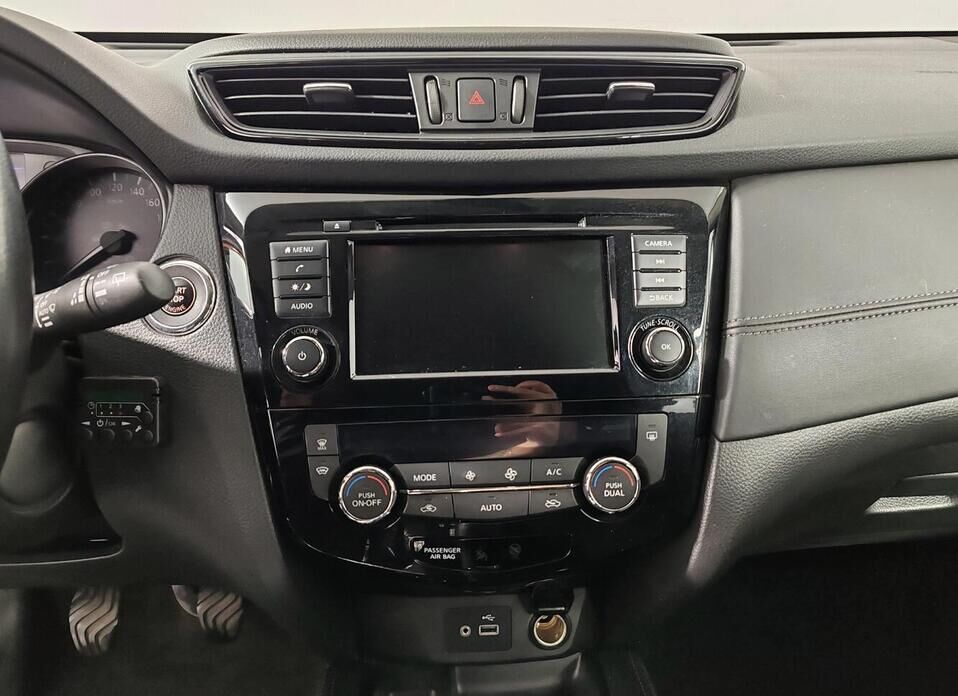 Nissan X-Trail, III Рестайлинг 1.6d MT (130 л.с.)