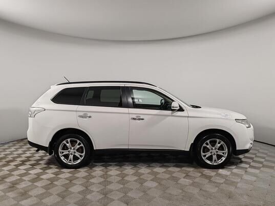 Mitsubishi Outlander, 2013&nbsp;г., 222&nbsp;799&nbsp;км