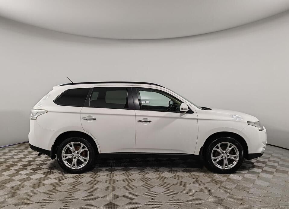 Mitsubishi Outlander, III 2.4 CVT (167 л.с.) 4WD