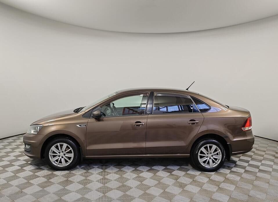 Volkswagen Polo, V Рестайлинг 1.6 AT (110 л.с.)