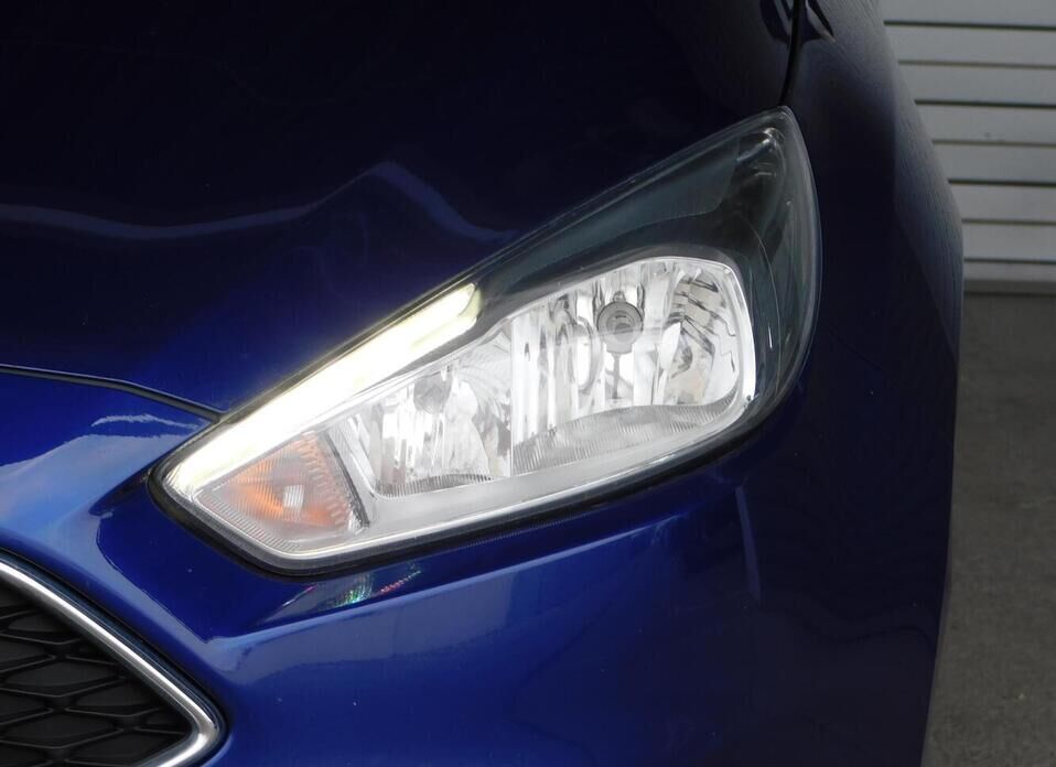 Ford Focus, III Рестайлинг 1.6 AMT (125 л.с.)