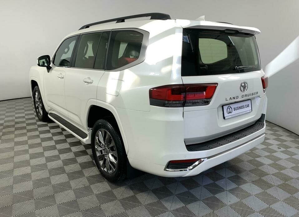 Toyota Land Cruiser 3.3d AT (299 л.с.) 4WD