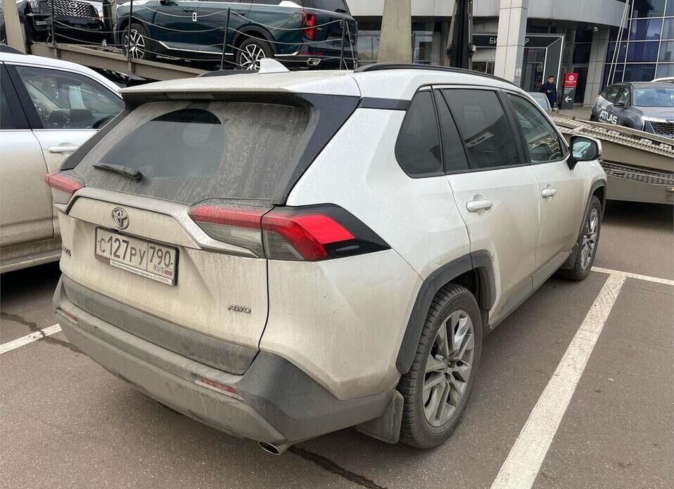 Toyota RAV4, V (XA50) 2.5 AT (199 л.с.) 4WD