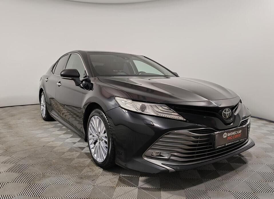 Toyota Camry, VIII (XV70) 2.5 AT (181 л.с.)