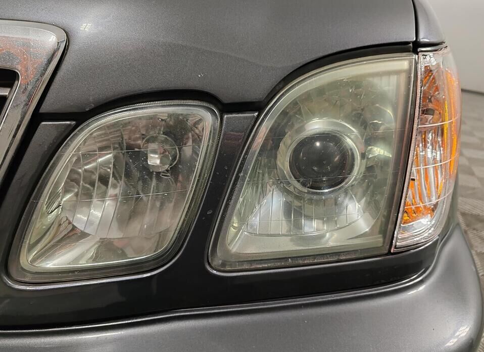 Lexus LX, II Рестайлинг 470 4.7 AT (234 л.с.) 4WD