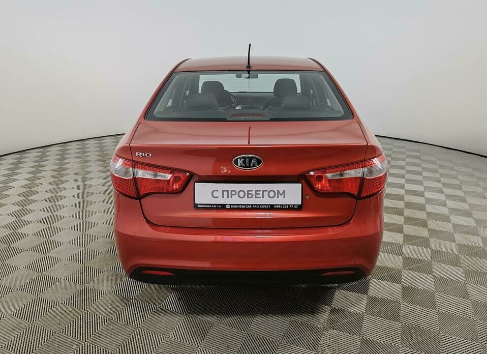 Kia Rio 1.4 MT (107 л.с.)