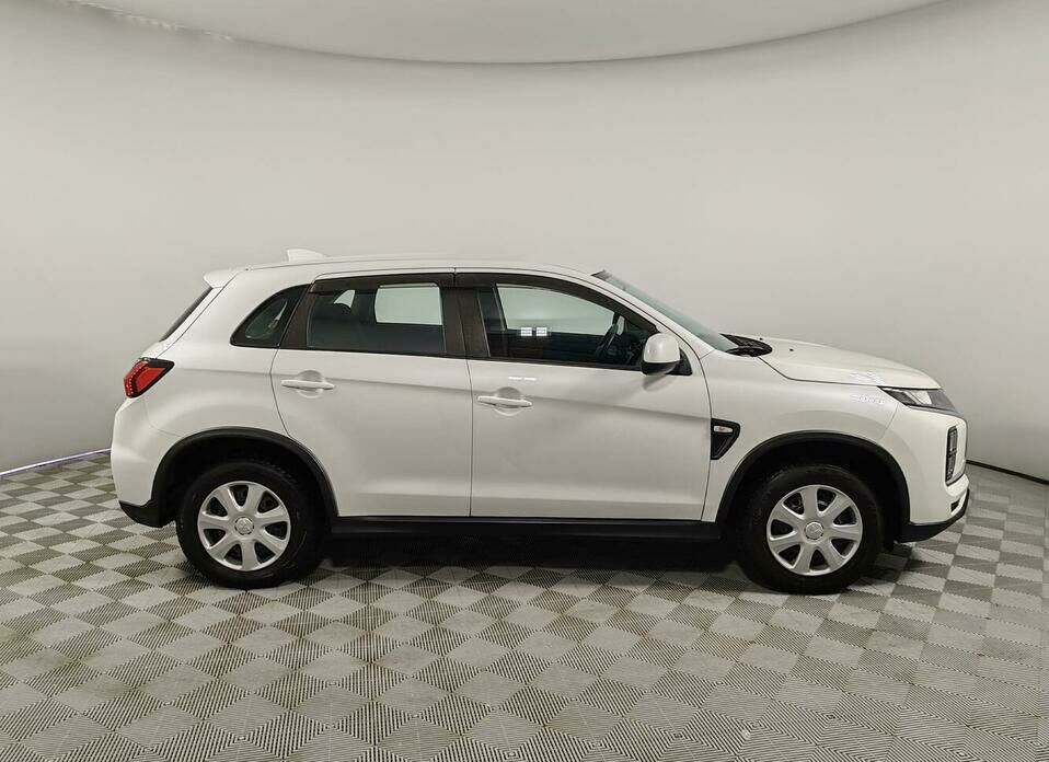 Mitsubishi ASX 1.6 MT (117 л.с.)