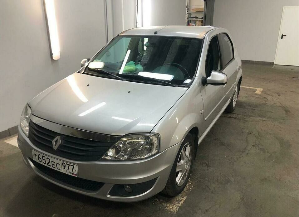 Renault Logan 1.6 MT (102 л.с.)