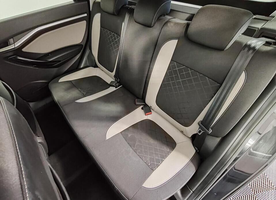 LADA (ВАЗ) Vesta SW 1.6 CVT (113 л.с.)