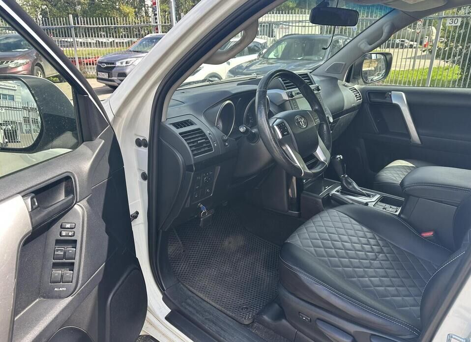 Toyota Land Cruiser Prado 2.7 AT (163 л.с.) 4WD