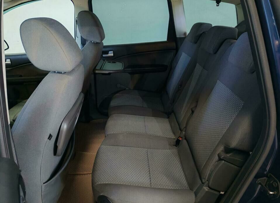 Ford C-MAX 1.8 MT (125 л.с.)