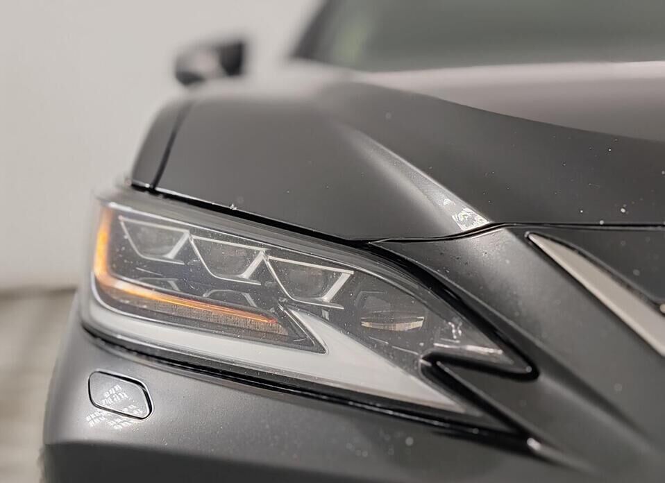 Lexus ES, VII 350 3.5 AT (249 л.с.)