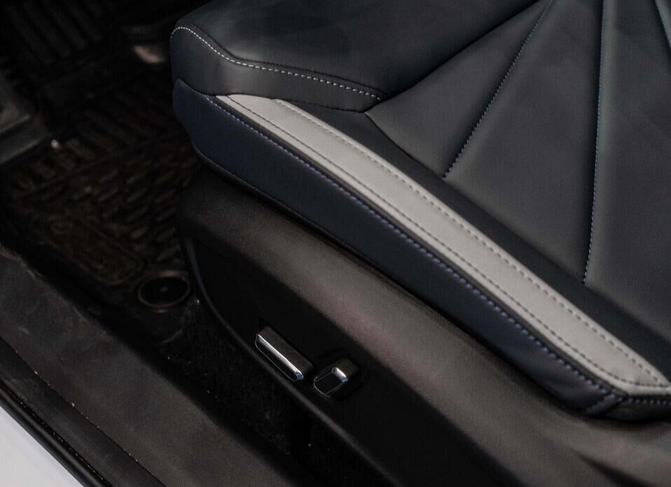 Geely Atlas, II 2.0 AT (200 л.с.) 4WD