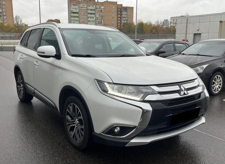 Mitsubishi Outlander, III Рестайлинг 2 2.0 CVT (146 л.с.) 4WD