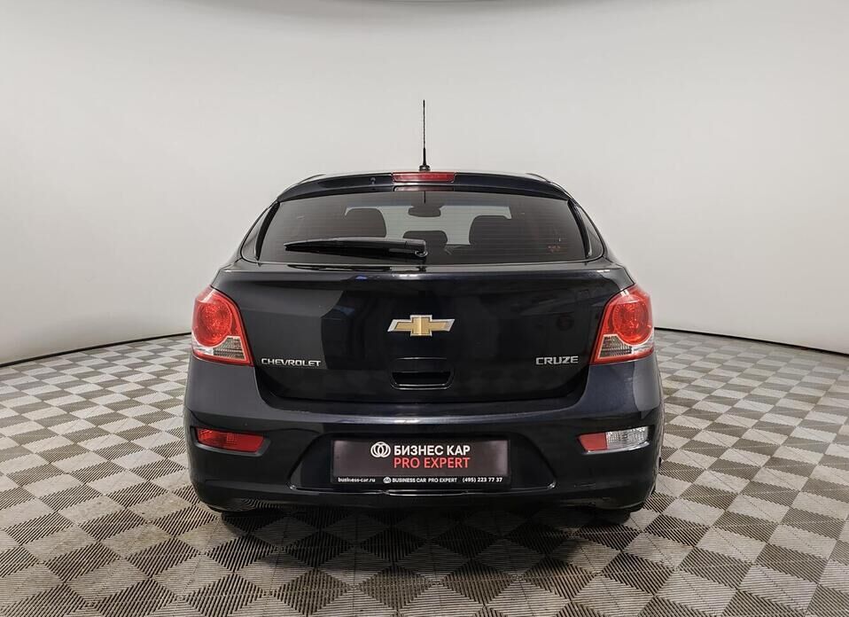 Chevrolet Cruze, I Рестайлинг 1.6 AT (109 л.с.)