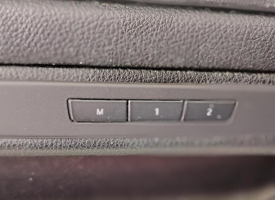 BMW 5 серии, VI (F10/F11/F07) 530d xDrive 3.0d AT (258 л.с.) 4WD