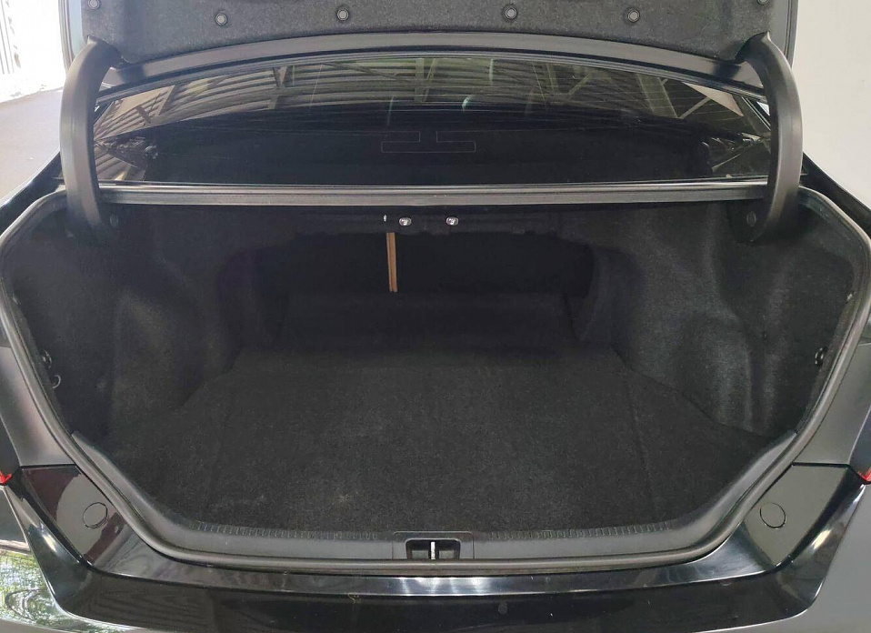 Toyota Camry, VII (XV50) Рестайлинг 2.5 AT (181 л.с.)