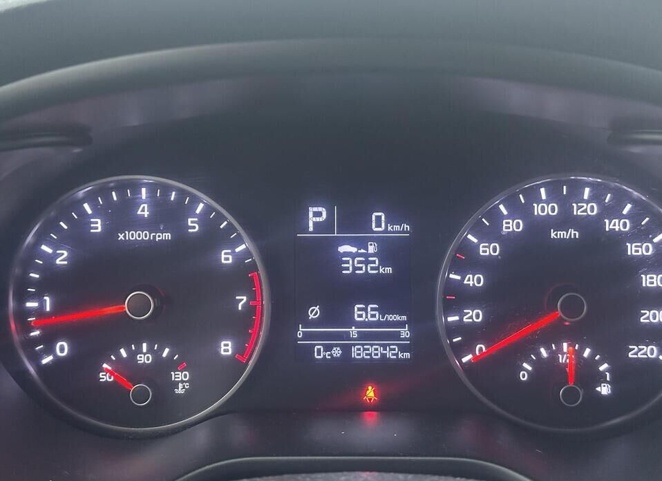 Kia Rio, IV 1.4 AT (100 л.с.)