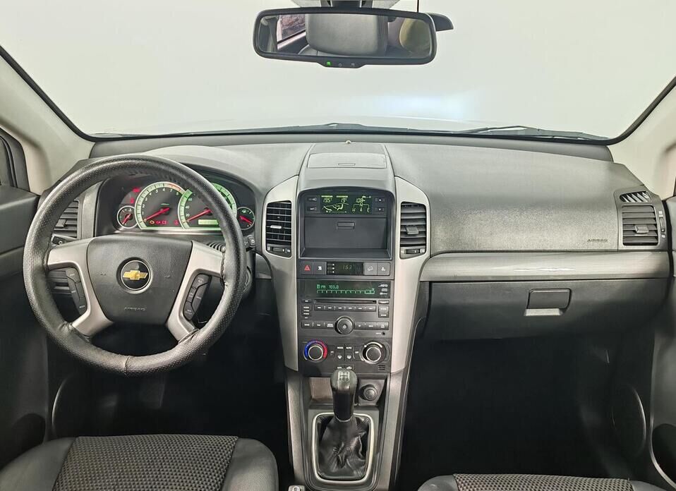 Chevrolet Captiva 2.4 MT (136 л.с.) 4WD