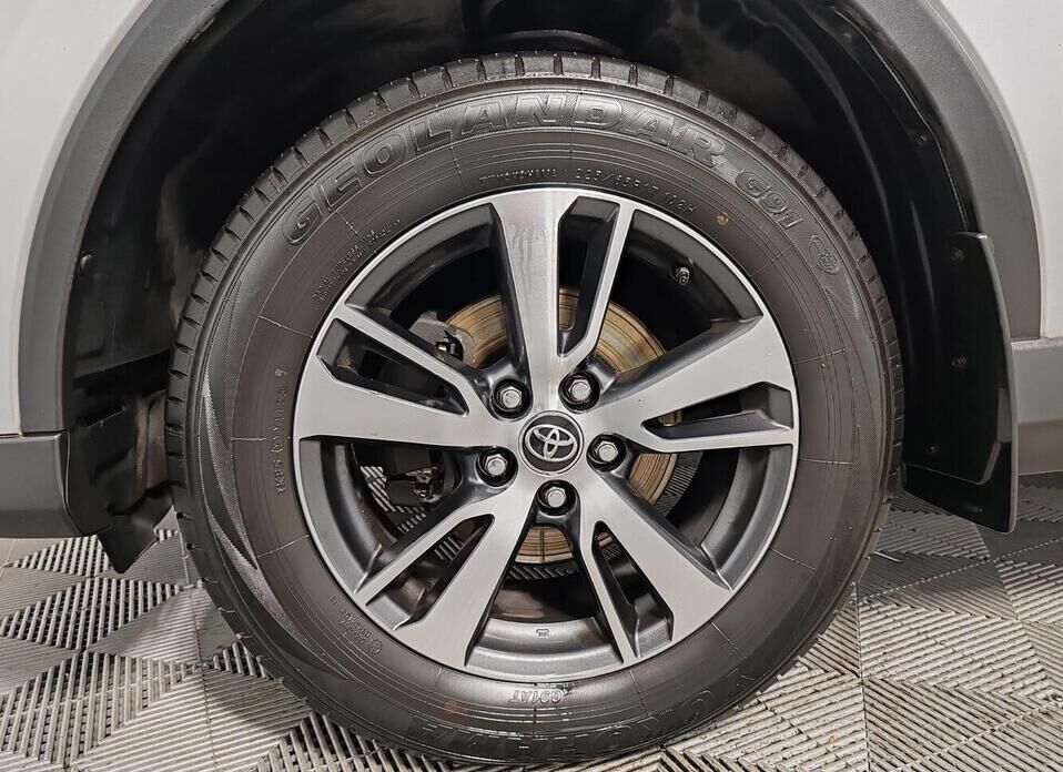 Toyota RAV4, IV (CA40) Рестайлинг 2.0 CVT (146 л.с.)