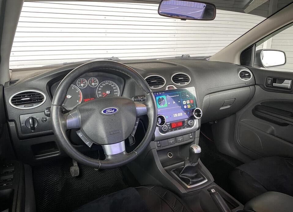 Ford Focus, II Рестайлинг 1.8 MT (125 л.с.)
