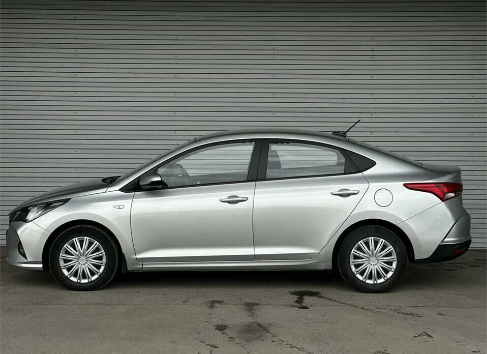 Hyundai Solaris 1.6 AT (123 л.с.)