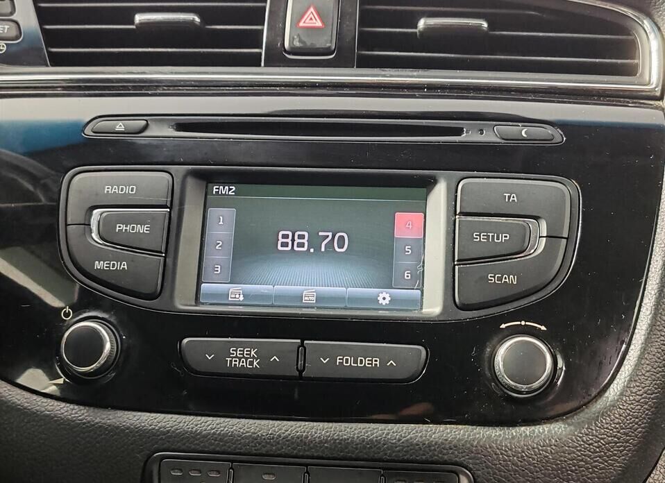 Kia Ceed, II Рестайлинг 1.6 AMT (135 л.с.)