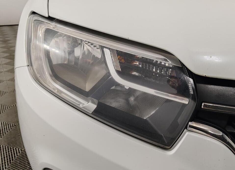 Renault Sandero, II Рестайлинг 1.6 MT (82 л.с.)