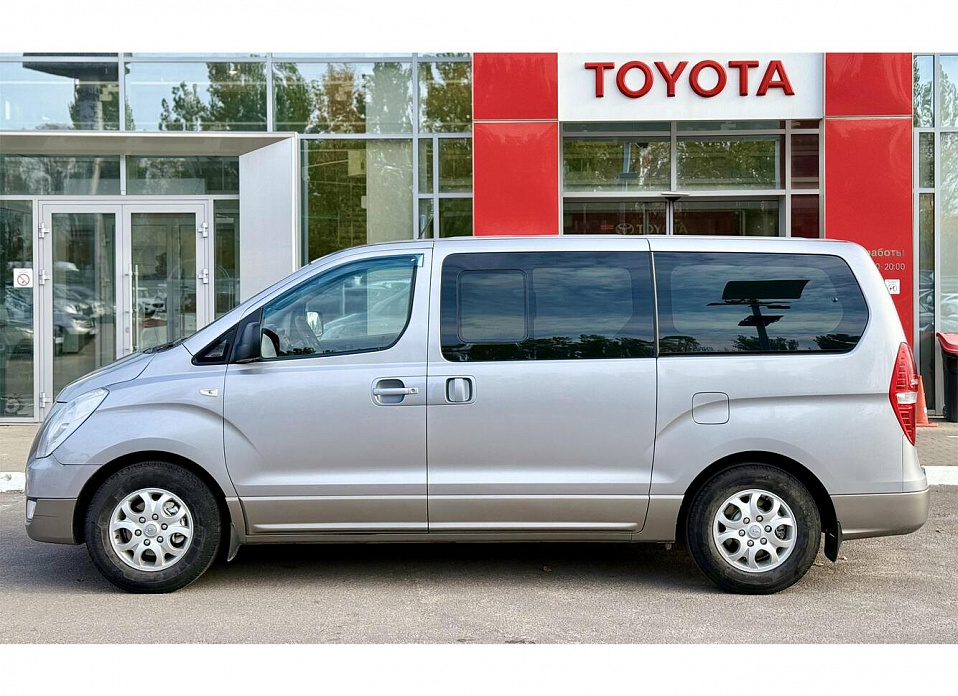 Hyundai H-1, II 2.4 AT (173 л.с.)