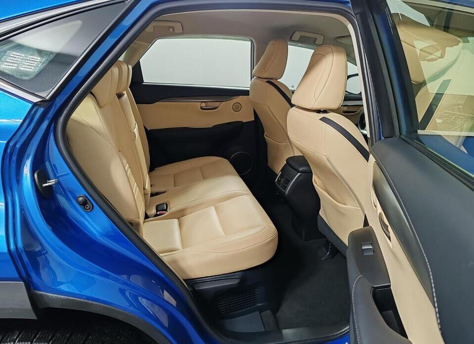 Lexus NX, I 200 2.0 CVT (150 л.с.) 4WD