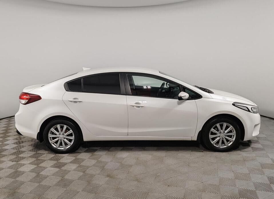 Kia Cerato 1.6 AT (130 л.с.)