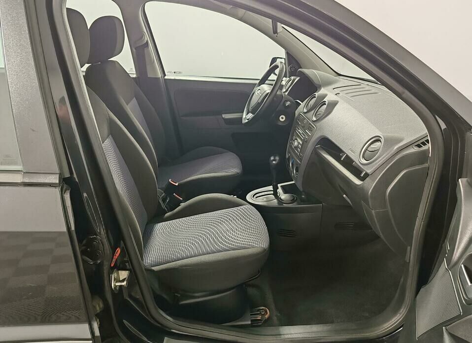 Ford Fusion 1.6 AT (101 л.с.)