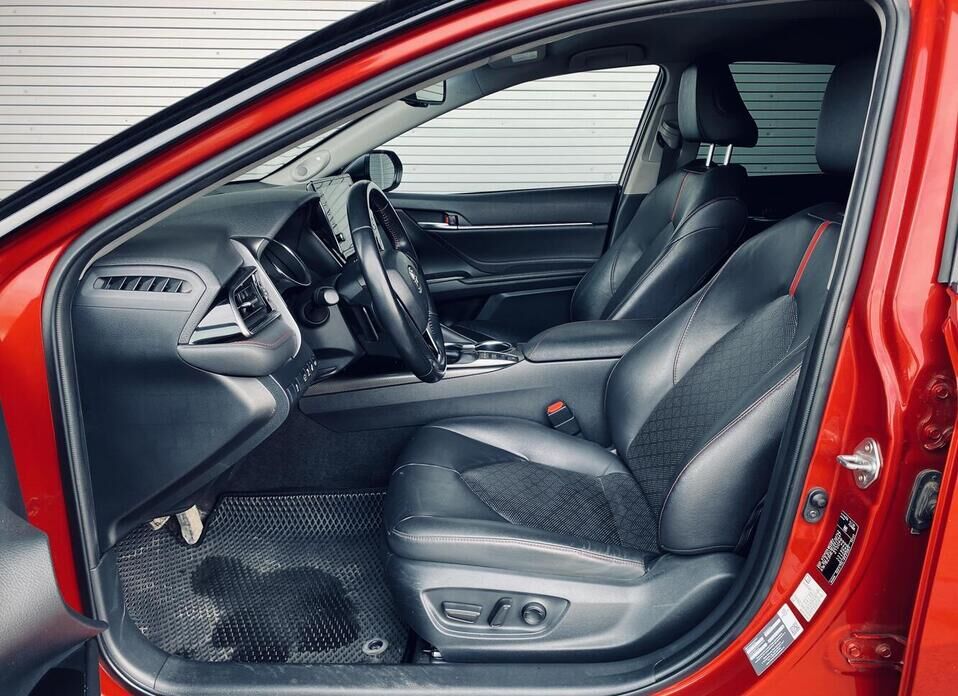 Toyota Camry, VIII (XV70) Рестайлинг 3.5 AT (249 л.с.)