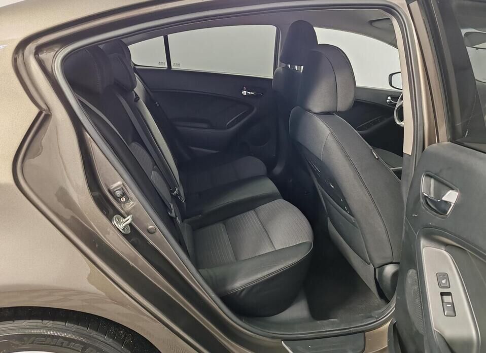 Kia Cerato 1.6 AT (130 л.с.)