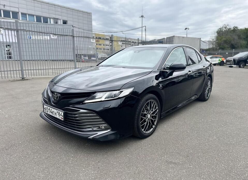 Toyota Camry 2.5 AT (181 л.с.)
