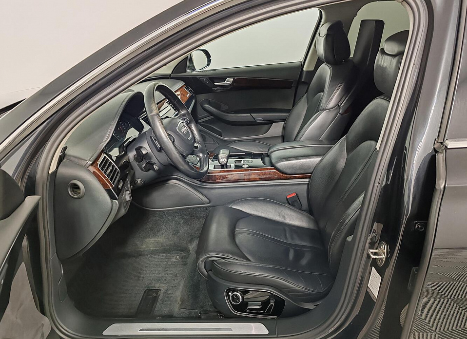 Audi A8, III (D4) 3.0 AT (290 л.с.) 4WD