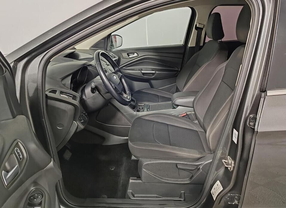 Ford Kuga, II Рестайлинг 2.5 AT (150 л.с.)