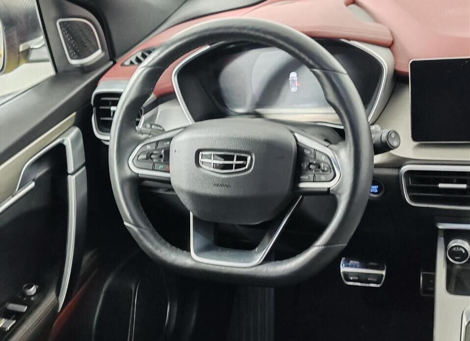 Geely Coolray, I 1.5 AMT (150 л.с.)
