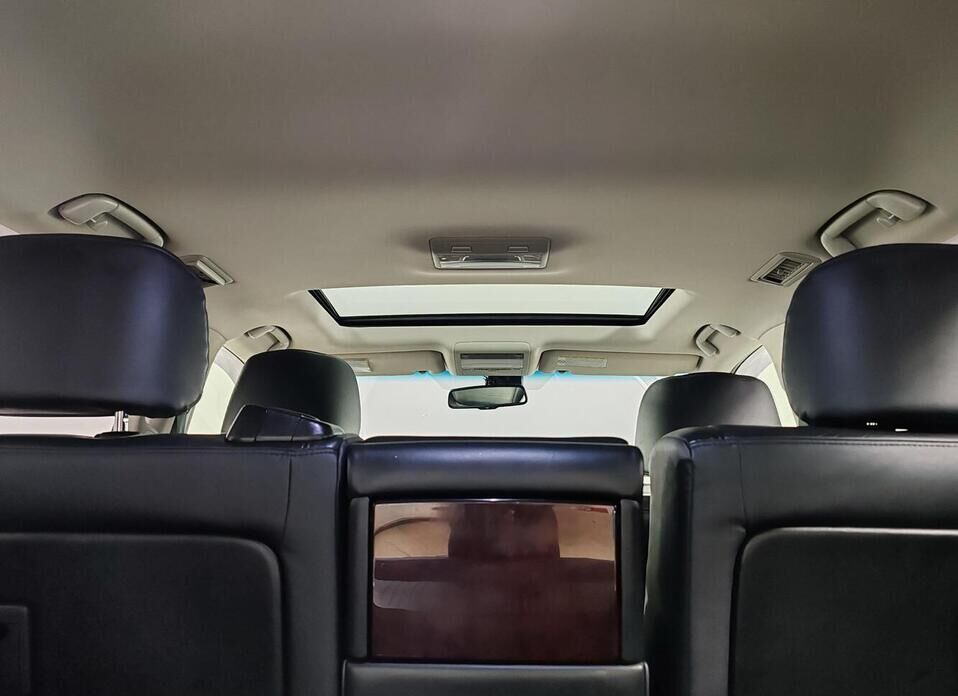 Lexus LX, III 570 5.7 AT (367 л.с.) 4WD
