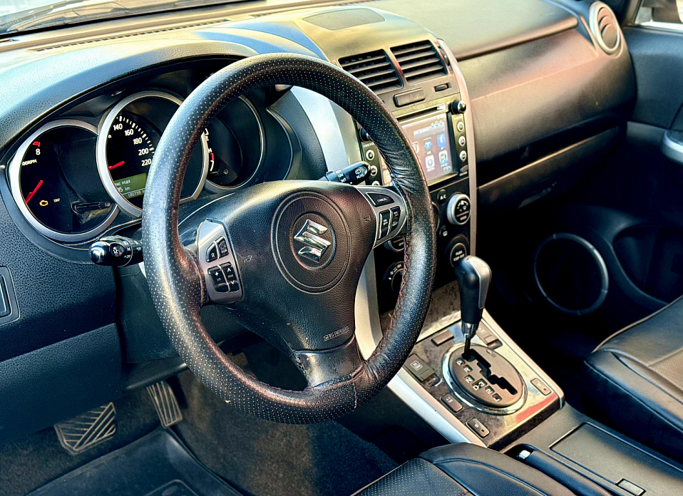 Suzuki Grand Vitara, III Рестайлинг 2.4 AT (169 л.с.) 4WD