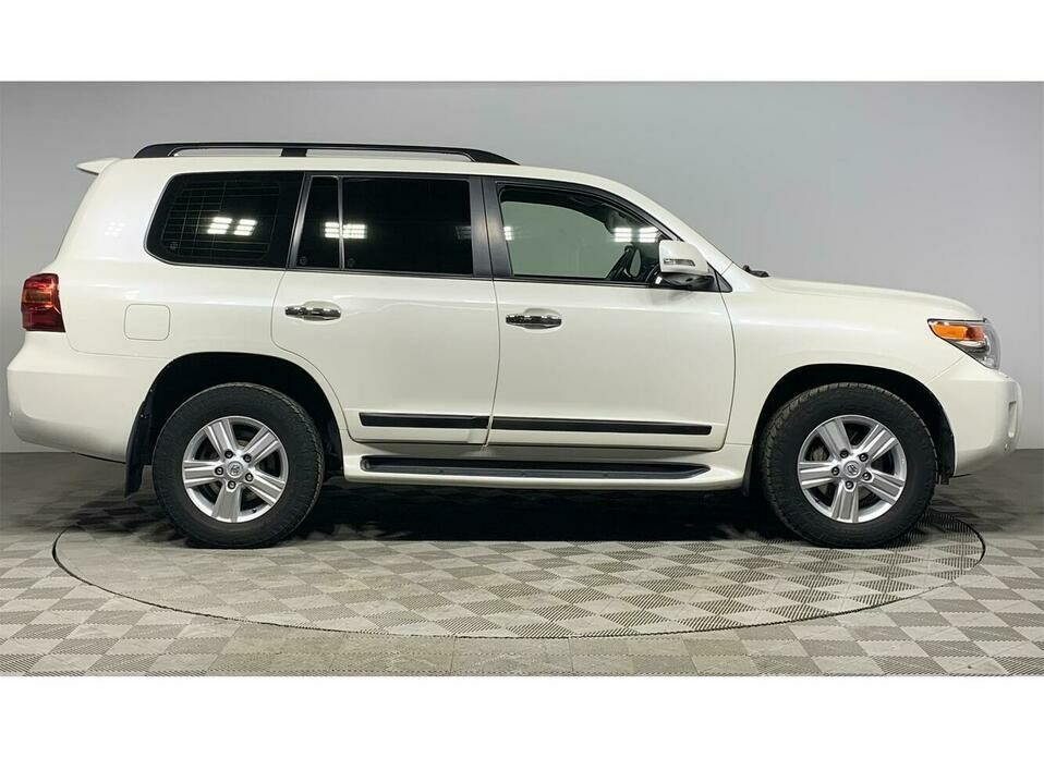 Toyota Land Cruiser 4.5d AT (235 л.с.) 4WD