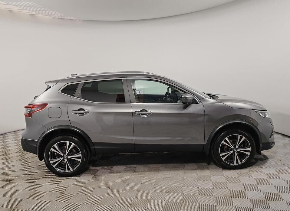 Nissan Qashqai, II Рестайлинг 2.0 CVT (144 л.с.) 4WD