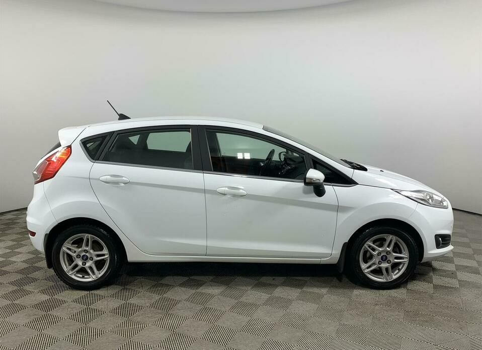 Ford Fiesta 1.6 AMT (120 л.с.)