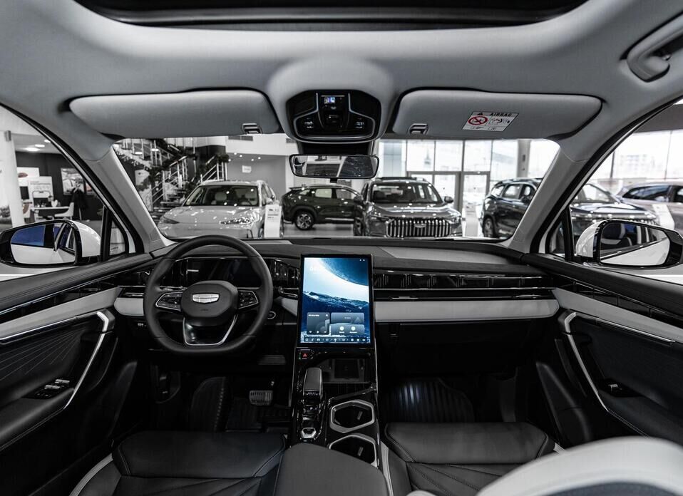 Geely Atlas, II 2.0 AT (200 л.с.) 4WD