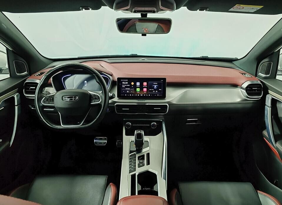 Geely Coolray, I 1.5 AMT (150 л.с.)